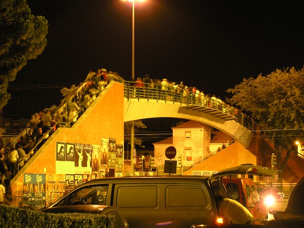Fußgängerbrücke in Belem, Lissabon 