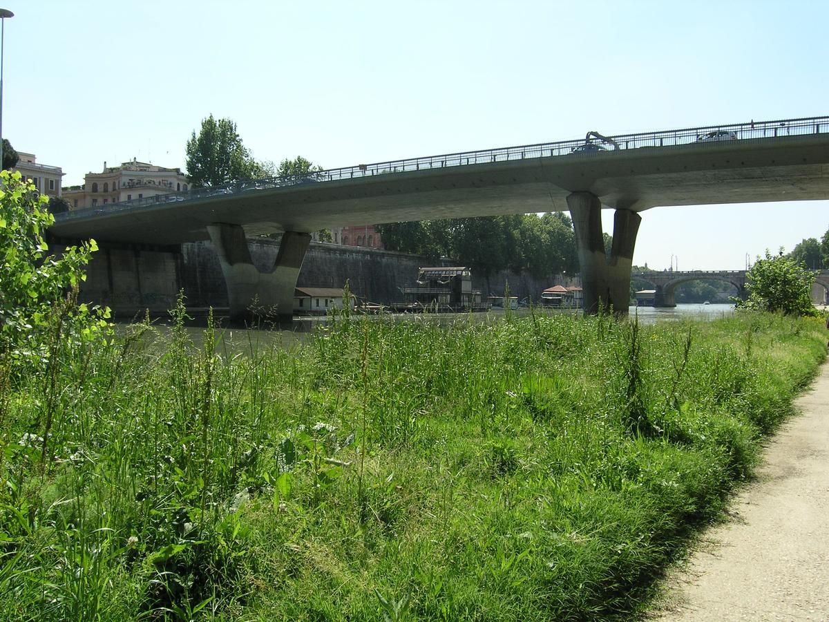 Ponte Pietro Nenni 