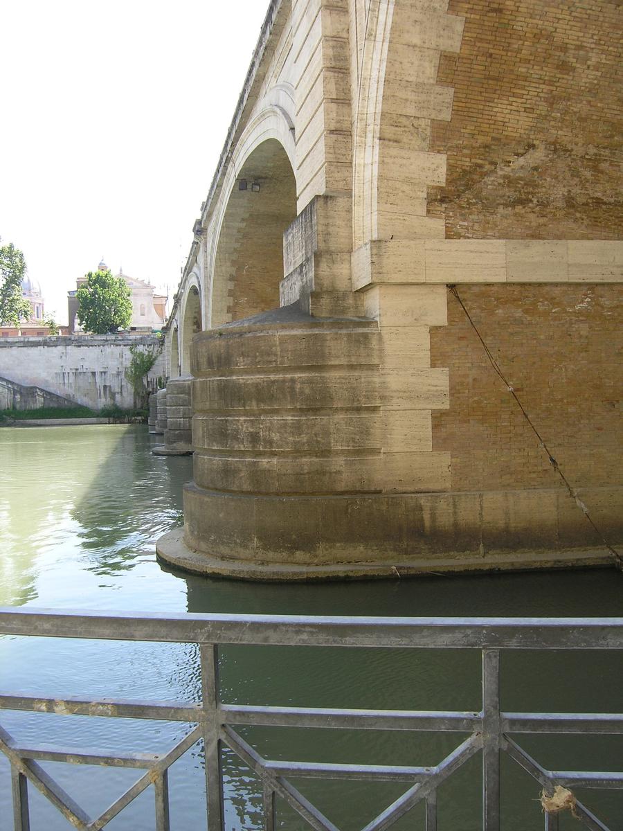 Ponte Cavour, Rom 