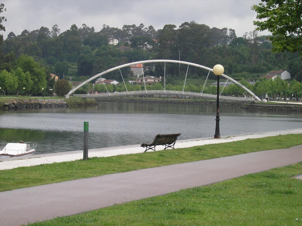 Lerez River Footbridge 