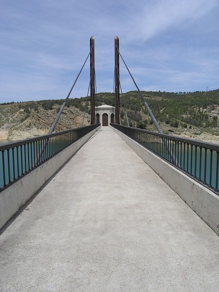 Passerelle de la tour du barrage Francisco Abellán 