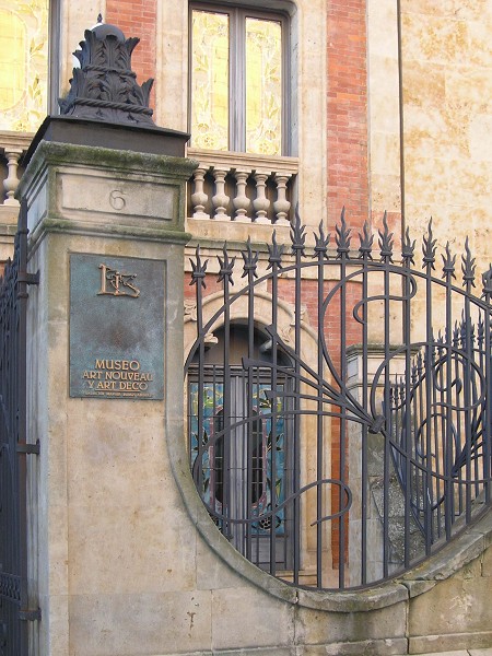 Casa Lis Museo de Art Nouveau y Art Déco 