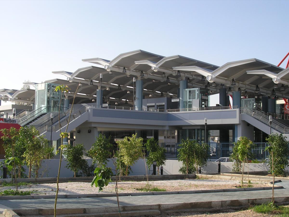 Gare de métro Neo Faliro, Athénes 
