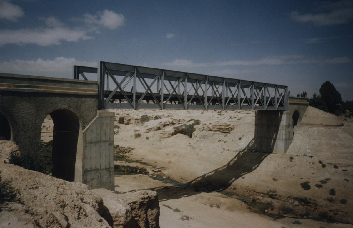 Pont-rail sur oued El Akarit, Gabès, Tunisie 