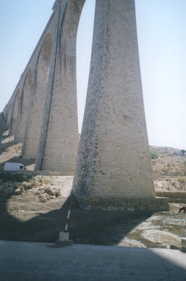 Pont ferroviaire de Béjà, Tunisie 