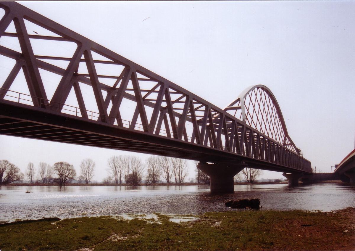 Pont-rail sur l'Elbe à Wittenberg 