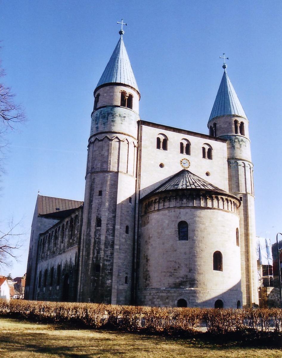 Романский собор Святого Михаила в Хильдесхайме