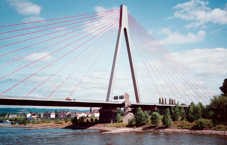 Rheinbrücke Neuwied 