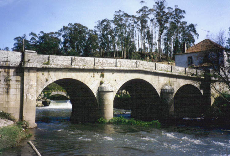 Ponte Nova 