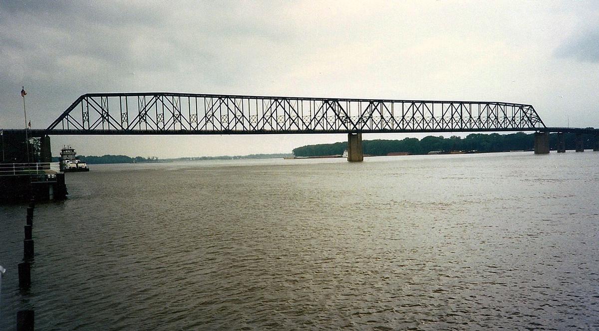 Quincy Soldier's Memorial Bridge 