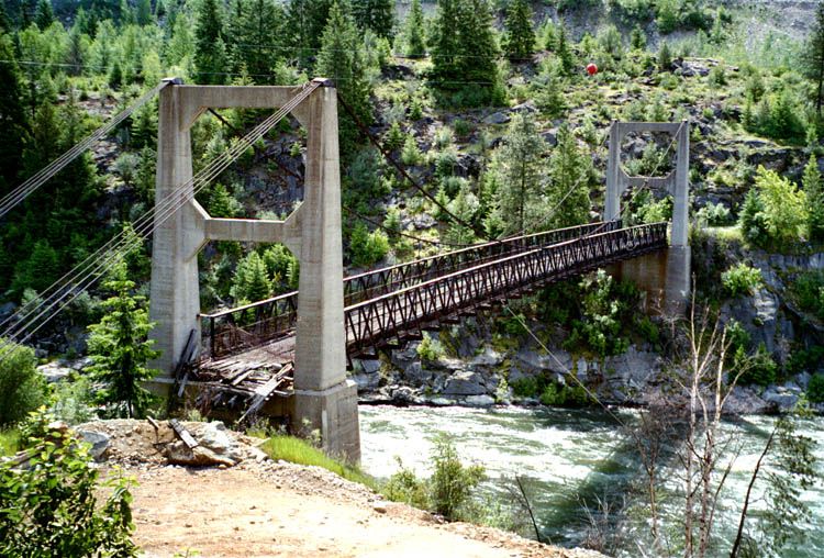 Brilliant Suspension Bridge 
