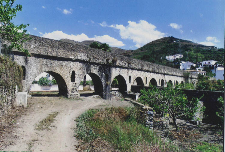 Aquädukt in Torrecuevas 