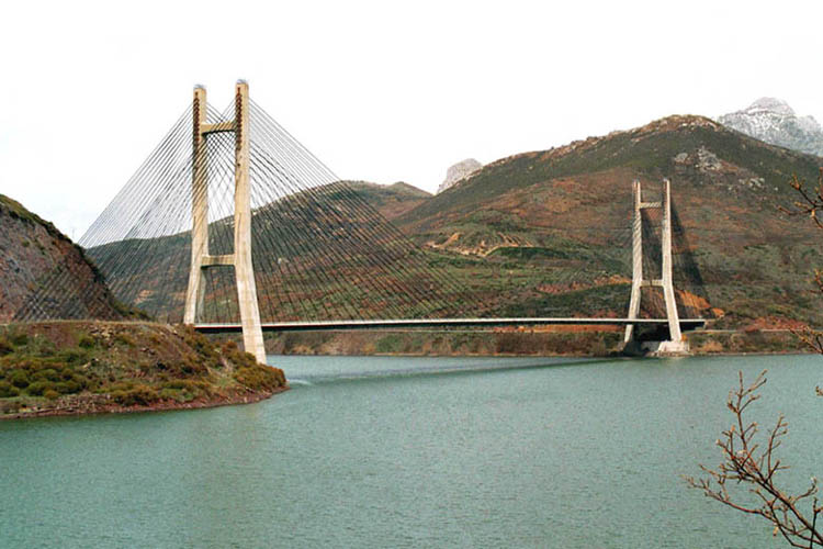Pont de Barrios de Luna 