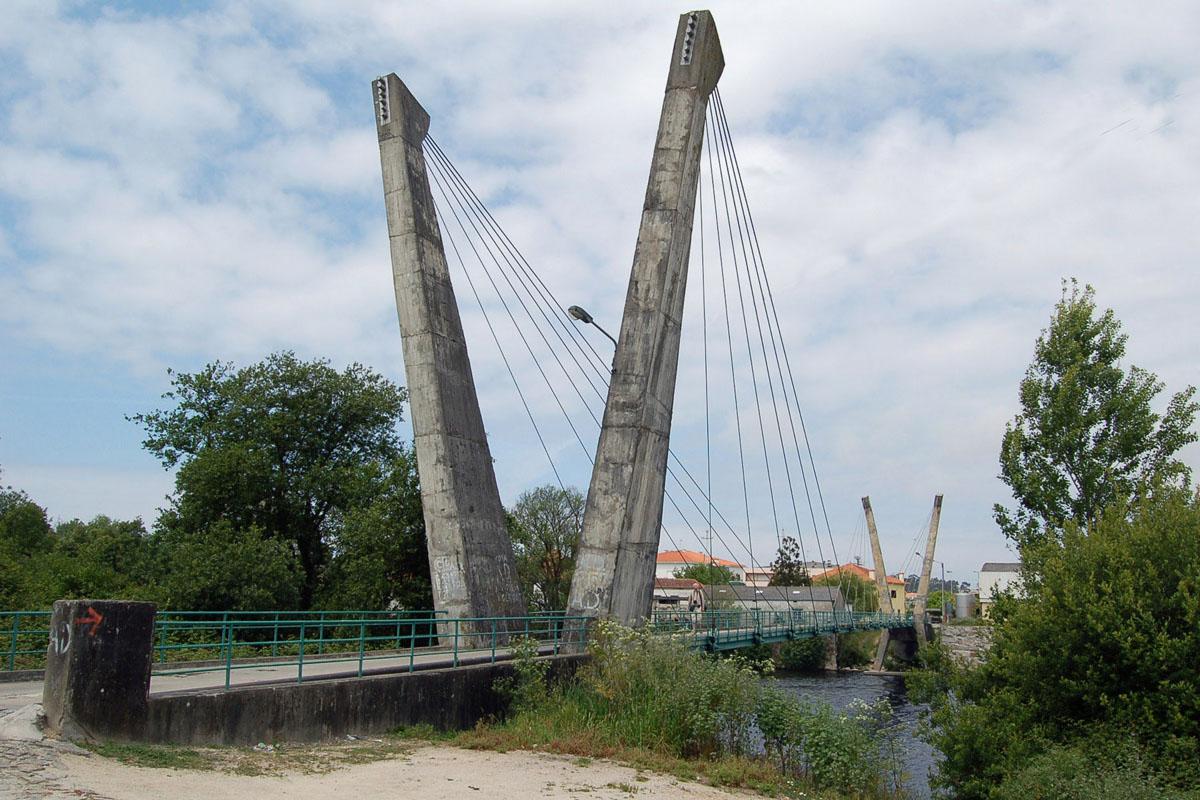 Vila do Conde Cable-stayed footbridge 