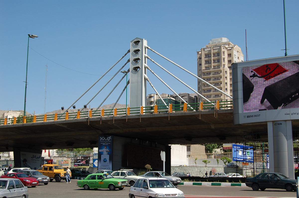 Valiasr Chamran-Brücke 