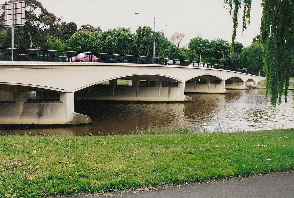 Swan Street Bridge 