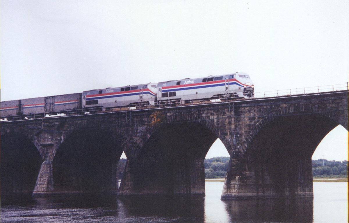 Media File No. 33085 Rockville Railroad Arch Bridge Pennsylvania Railroad Crossing the Susquehenna River to link Rockville, Pennsylvania and Maryville, Pennsylania USA