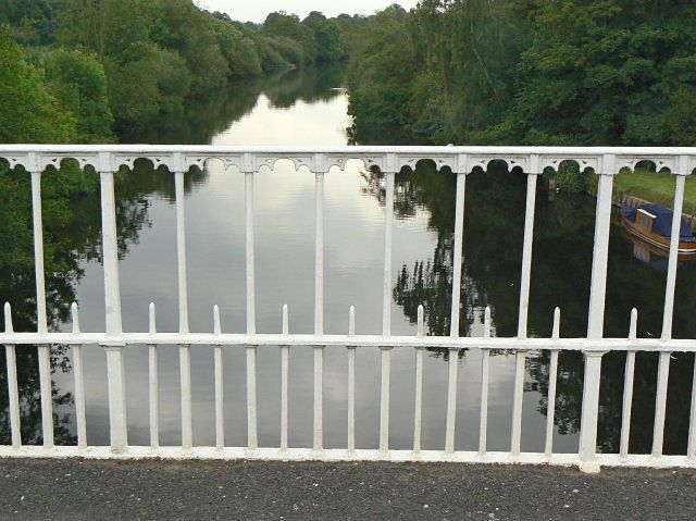Eaton Hall Bridge - The cast-iron railings are still completely intact 