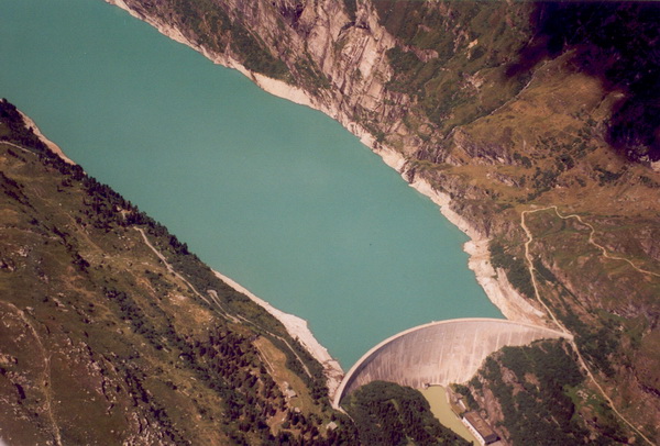 Zervreila Dam 