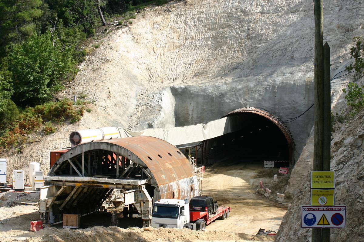 Accès aval du tunnel de Bocognano 