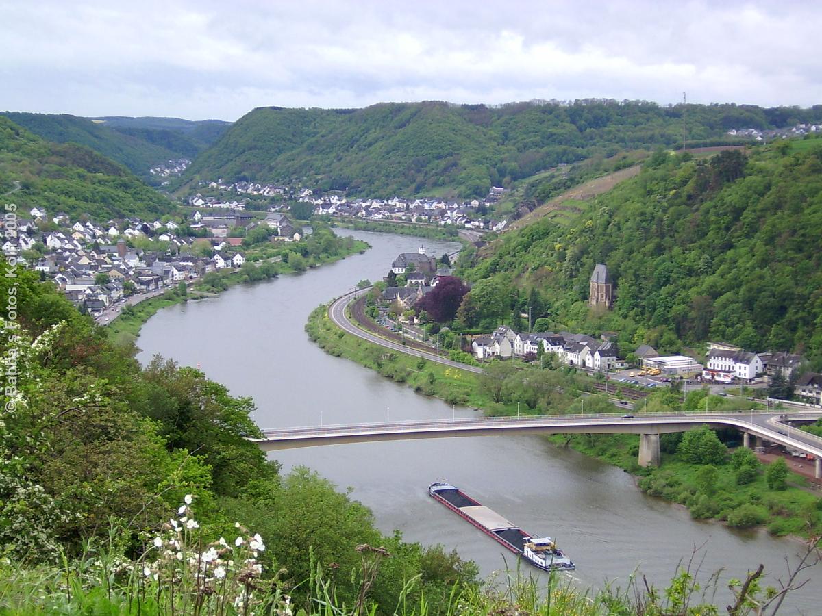 Pont de Kobern sur la Moselle 