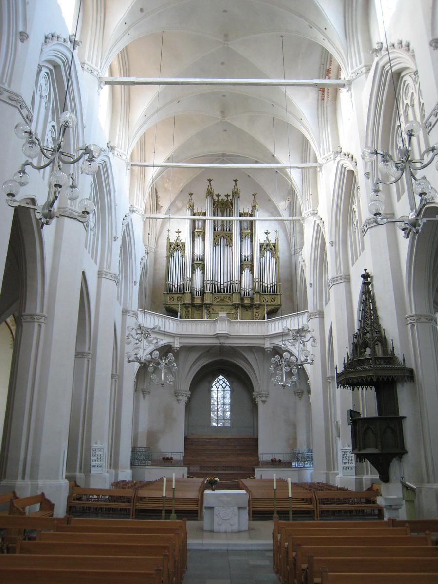 Blick zur Orgel 