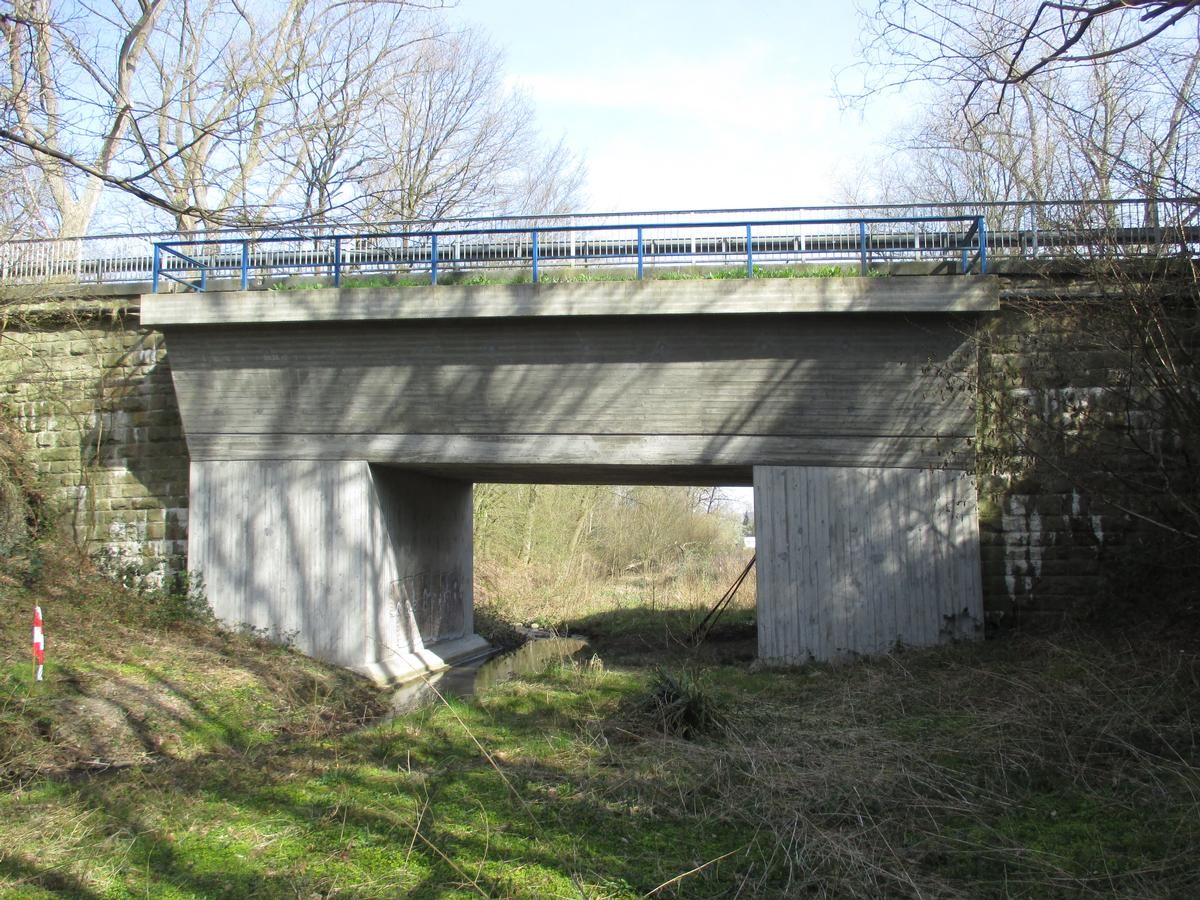 Am Overbeck Bridge 