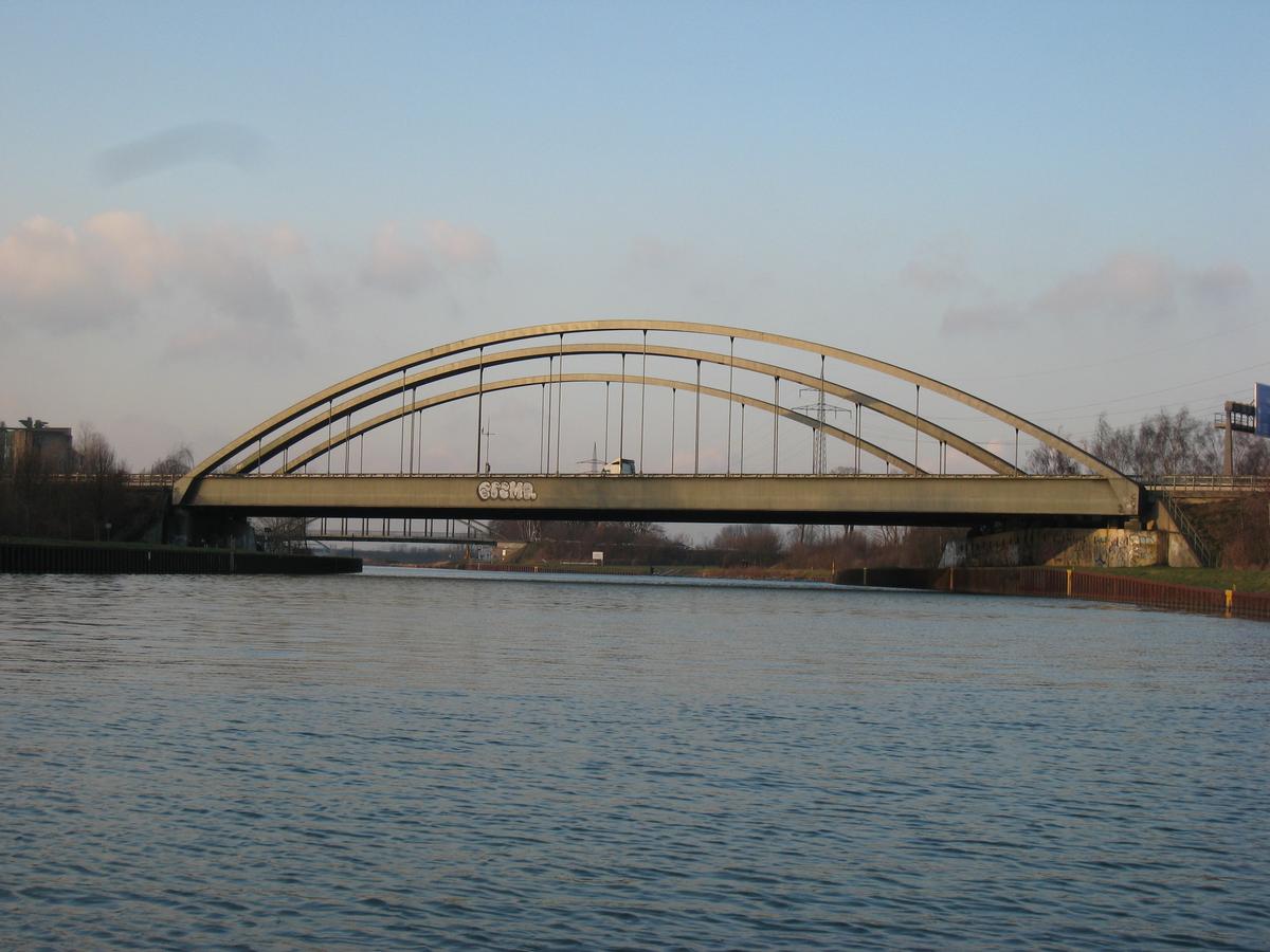 Dortmund-Ems-Kanal-Brücke A2 von Süden 