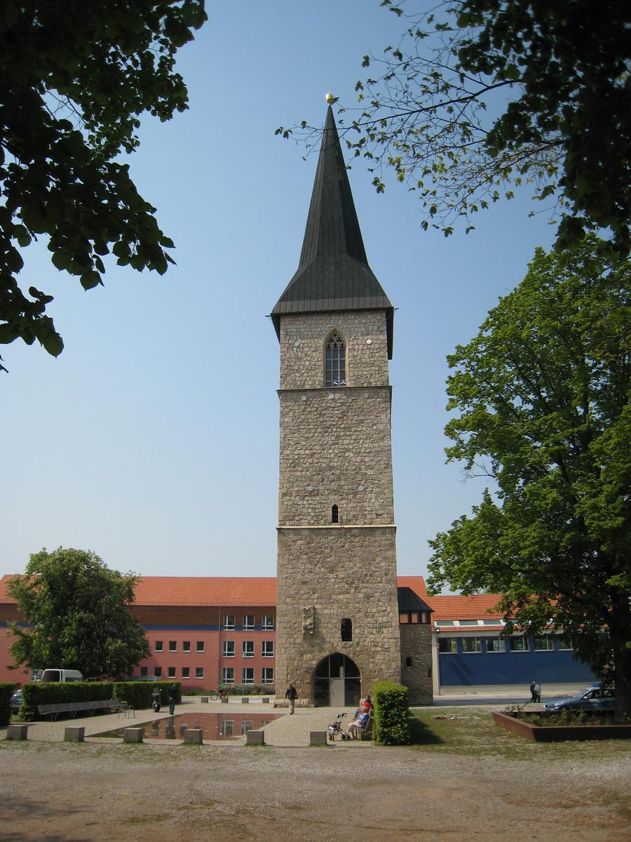 Petri-Turm von Osten 