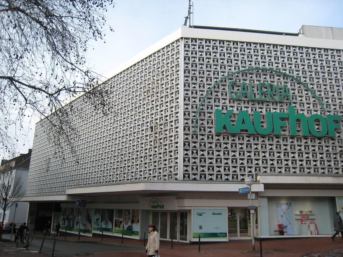 Kaufhaus Galeria Kaufhof Südostecke, Blick in Richtung Westen entlang der Casinostraße