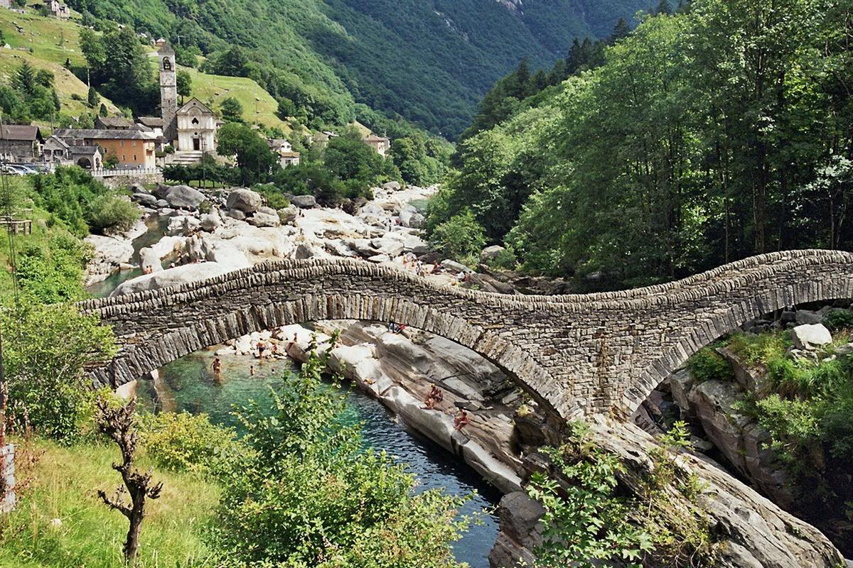 Ponte dei Salti, Lavertezzo, Verzascatal, Tessin (CH) 
