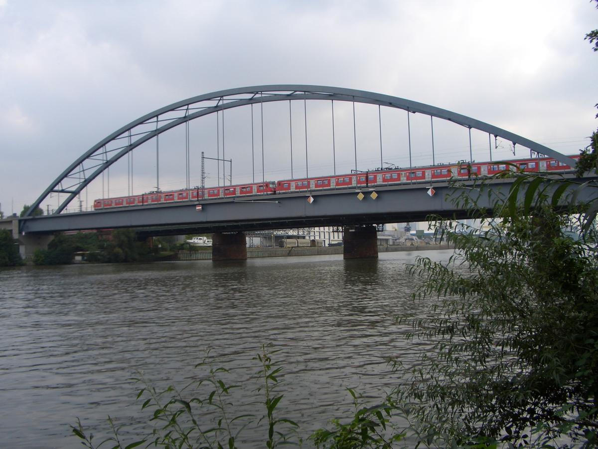 Neue Niederräder Eisenbahnbrücke, Frankfurt 