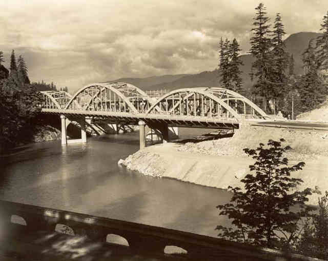 Eagle Creek Bridge 
