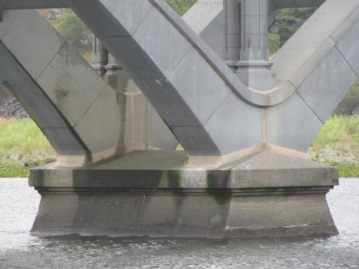 Rogue River Bridge 