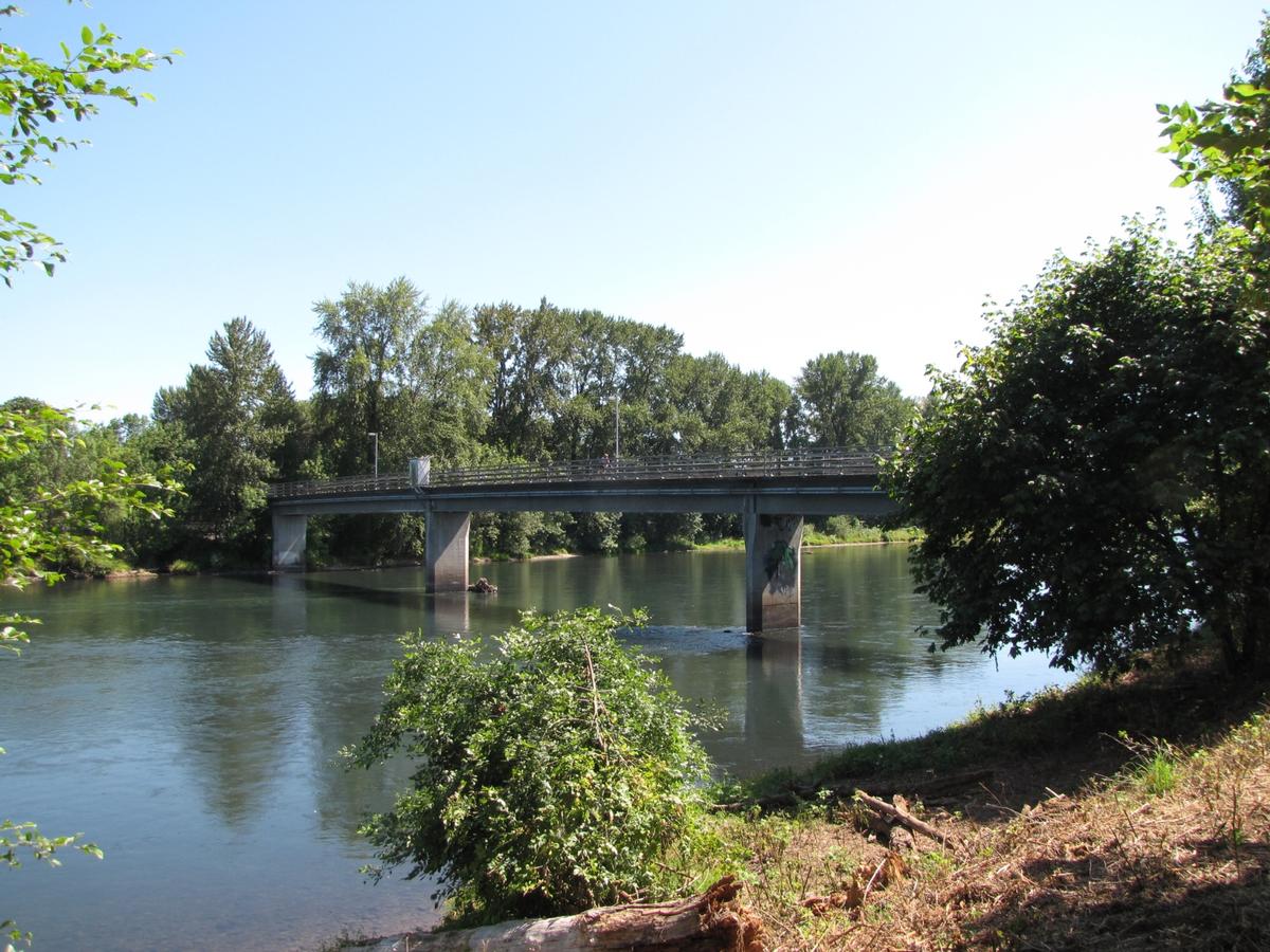 Owosso Bicycle Bridge, Willamette River 