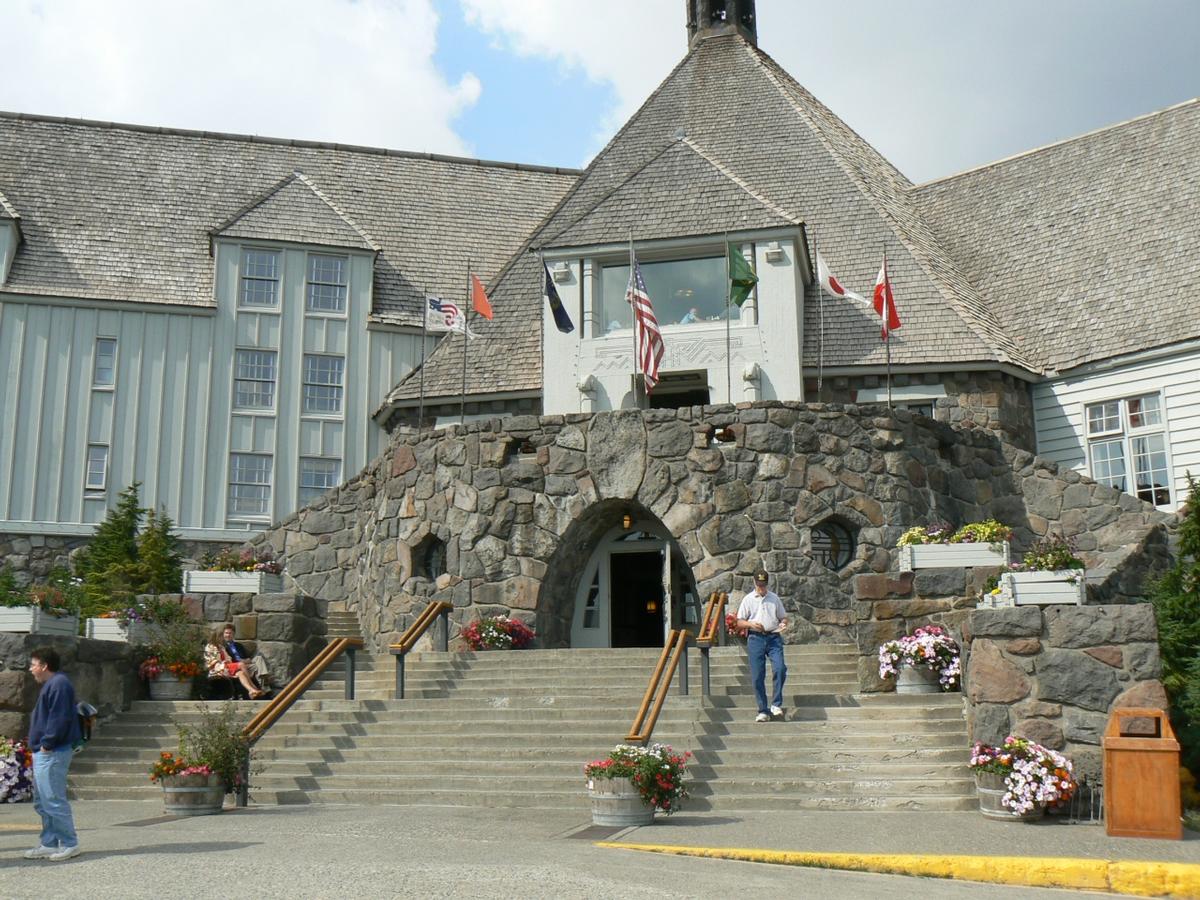 Timberline Lodge Main Entrance (note upper 'snow' entrance) 