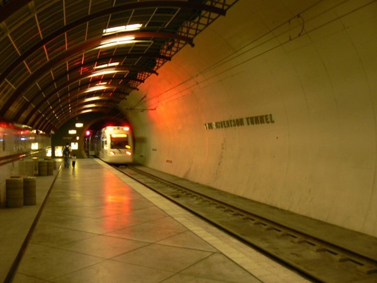 Washington Park MAX Station inside Robertson Tunnel 