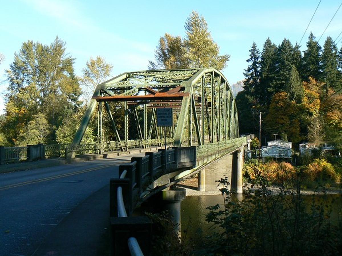 Clackamas River (Carver) Bridge 