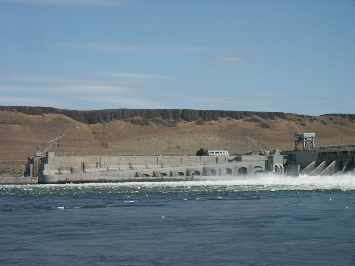 McNary Dam (Columbia River) 