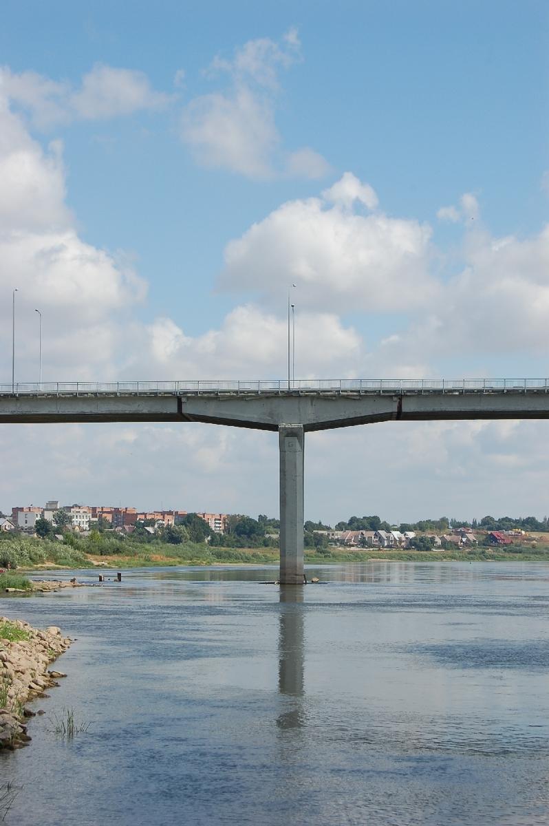 Brücke über die Memel zwischen Jurbarkas und Kiduliai, Litauen 