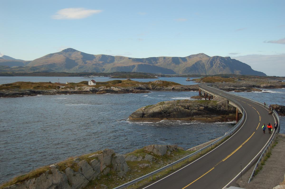 Hulvågen Bridges 