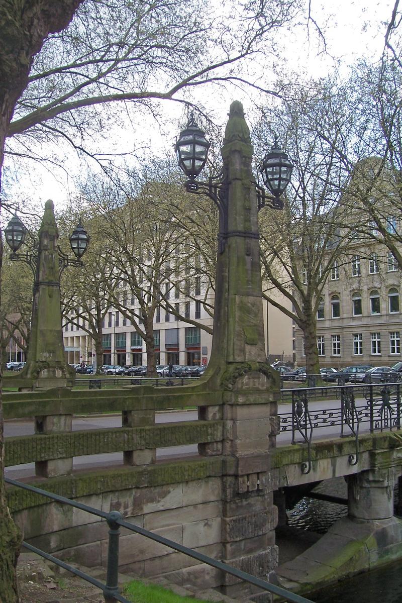 Pont de la Bastionsstrasse, Düsseldorf 