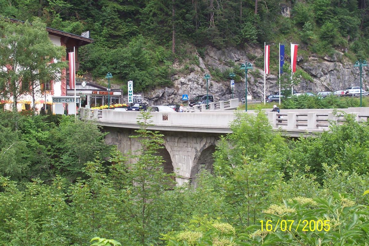 Schloss-Fernstein-Brücke bei Nassereith über den den Fernsteinpass 