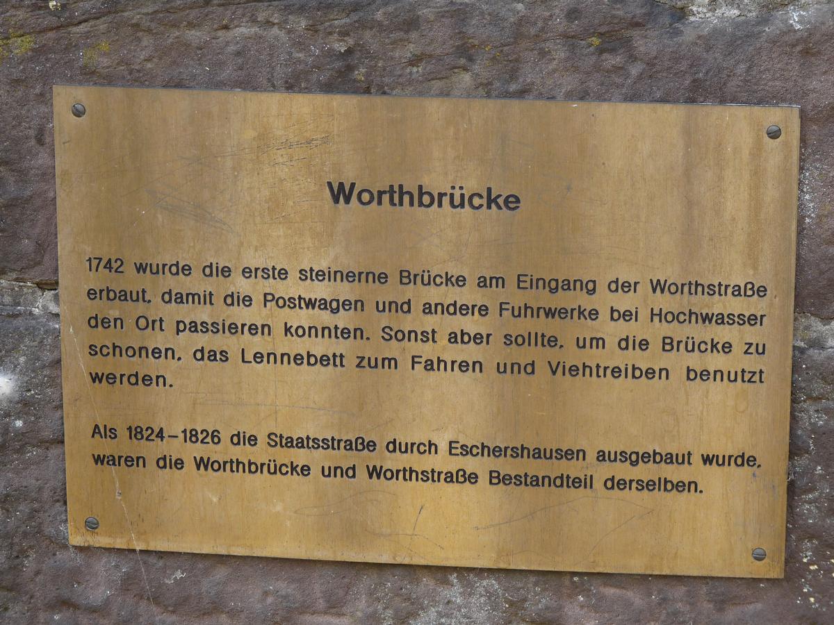 Niedersachsen, Eschershausen (Raabestadt) über die Lenne Name: Worthbrücke Baujahr 1742 Niedersachsen, Eschershausen (Raabestadt) über die Lenne Name: Worthbrücke Baujahr 1742