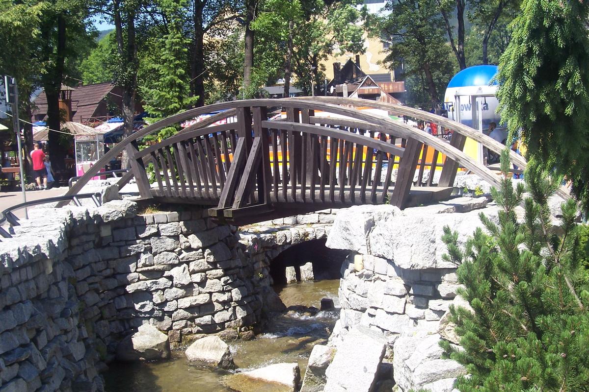 Footbridge in the old town of Zakopane 