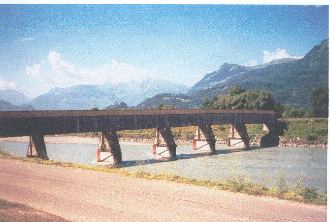 Schweiz - Liechtenstein überdachte Holzbrücke Vaduz - Sevelen 