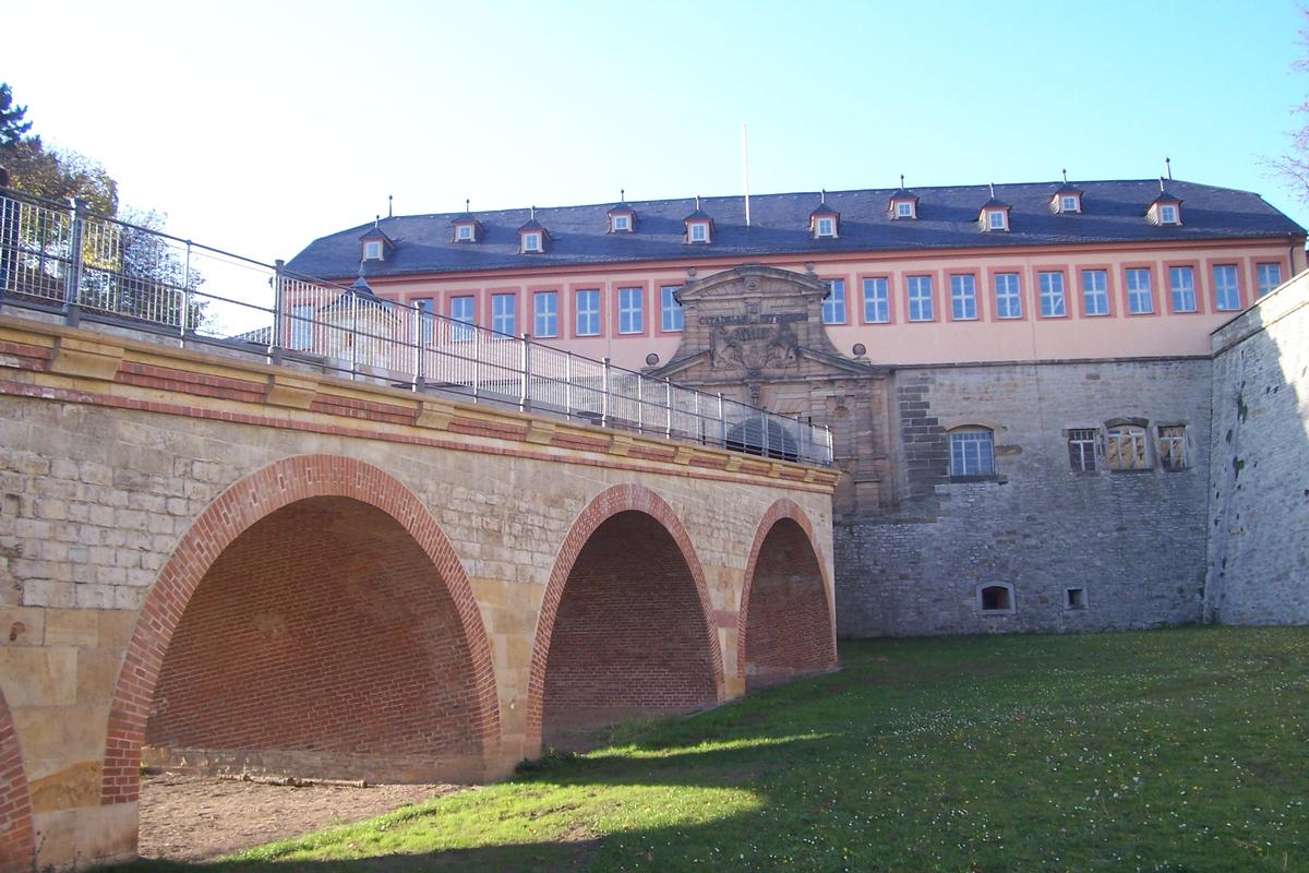 Zufahrtsbrücke zur Zitadelle auf dem Petersberg in Erfurt (Thüringen) 