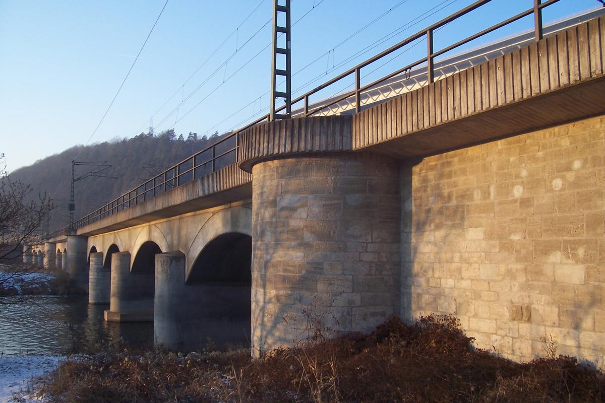 Eisenbahnbrücke zwischen Eisenach und Herleshausen 