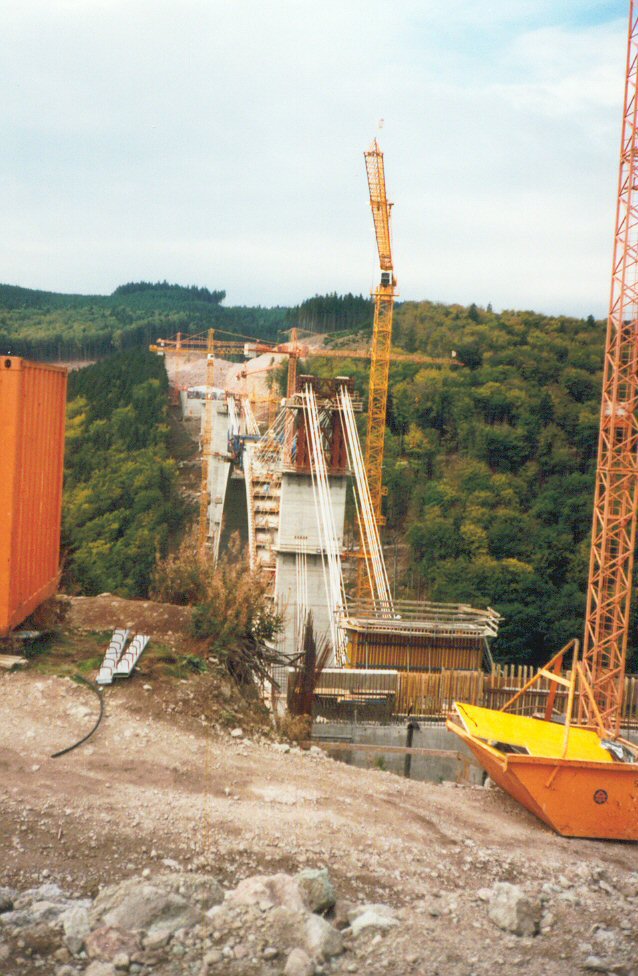 Wild Gera Viaduct under construction 