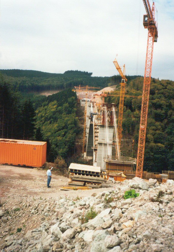 Talbrücke Wilde Gera im Bau 
